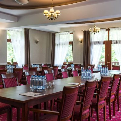 sala konferencyjna 014