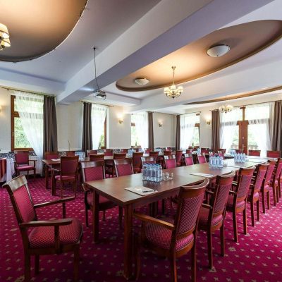 sala konferencyjna 020